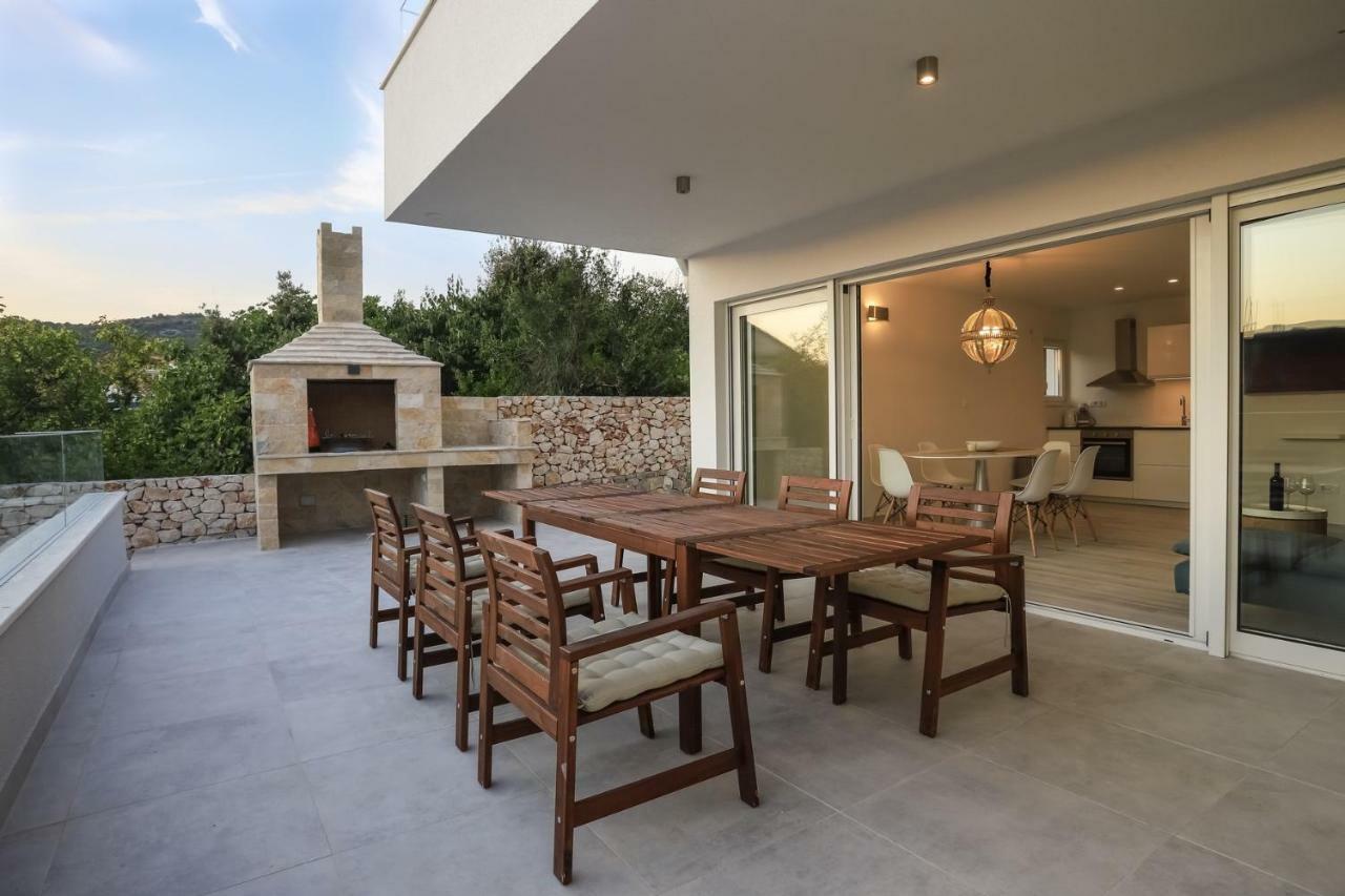 Villa Adastra Vinišće Exterior foto