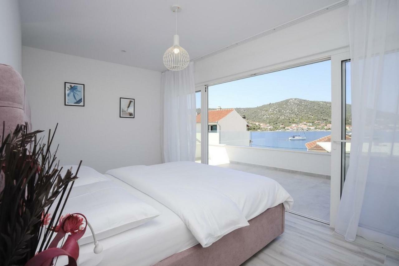 Villa Adastra Vinišće Exterior foto