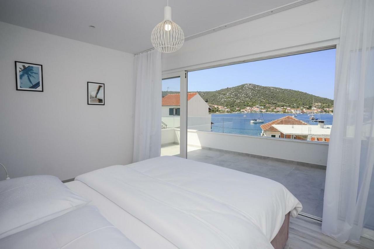 Villa Adastra Vinišće Exterior foto